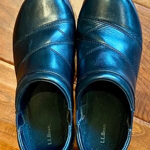 BLACK LEATHER LL BEAN SHOES